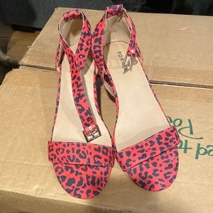 Torrid hot pink leopard print shoes